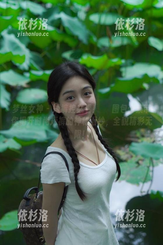梦丝女神 - 短裤控必看！玥玥图包合集带你揭开时尚短裤的神秘面纱，全貌精彩无限！
