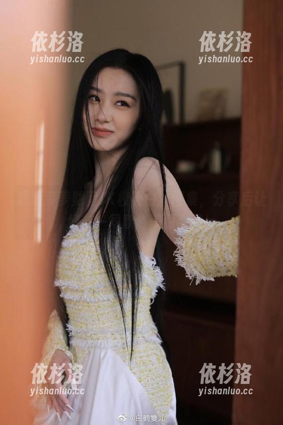 森萝财团 超清森萝财团JK校服白丝图集,分享后让好友一同欣赏美丽瞬间!