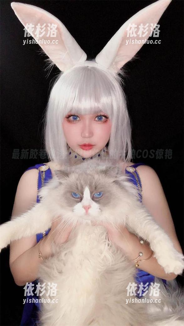椒妮佐仁 最新胶卷放送:椒妮佐仁的牛娘COS惊艳全场,果然是女神!