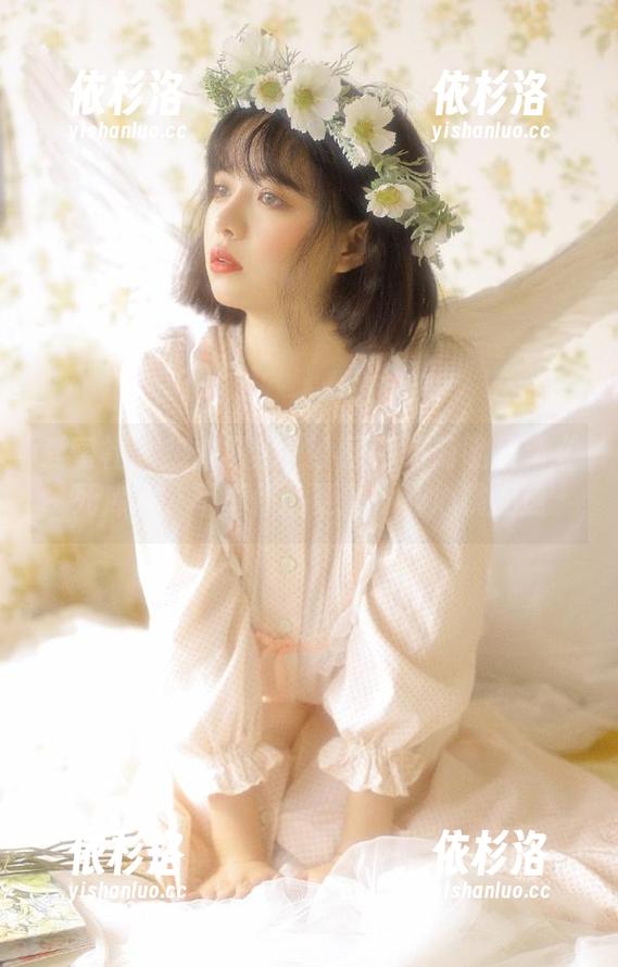 爱蜜社-小丽莎萌萌哒 爱蜜社 - 热力四射!小丽莎萌萌哒最新《死库水》写真作品更新,让心跳加速