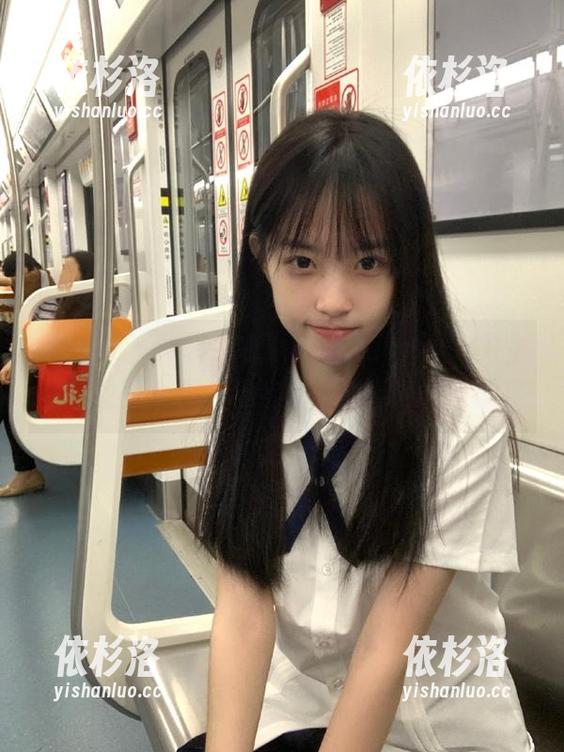 爱蜜社-闵妮Mily 爱蜜社 - 霓裳羽衣下的美腿!闵妮Mily最新免费套图,不容错过的高清视听盛宴
