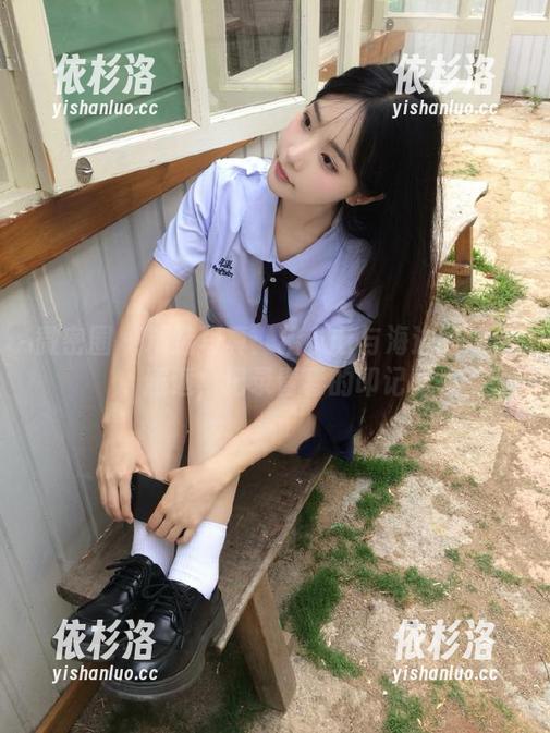 猪小七 微密圈 - 精选写真:猪小七与海边的浪漫邂逅,记录青春的印记