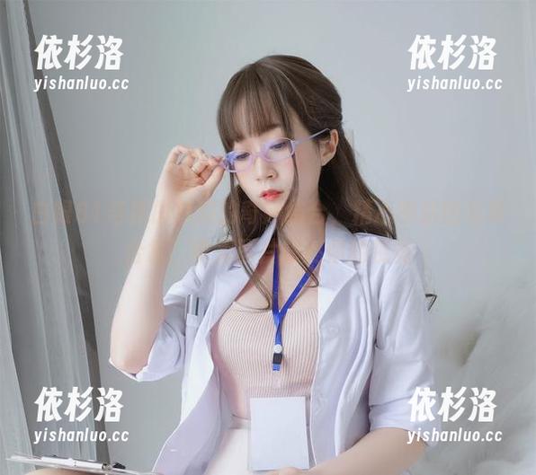 白银81 白银81与黑山魅魔的奇妙结合,精心策划的写真合集,唯美图片震撼你的视觉