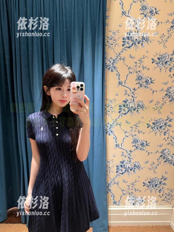 禅雨儿Lynne 微密圈 - 高清摄影之美:《禅雨儿Lynne》的女王写真尽显动人心弦的气质