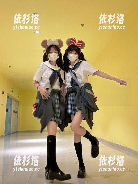 秀人网-Suki_baby 秀人网 - 尽情欣赏Suki_baby的夏日写真作品,分享那些温暖而充满活力的瞬间