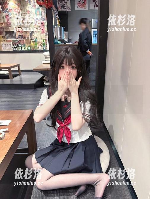 秀人网-会飞的小虎牙 秀人网 - 不容错过的会飞的小虎牙白色写真,来这里免费欣赏她的精彩瞬间!