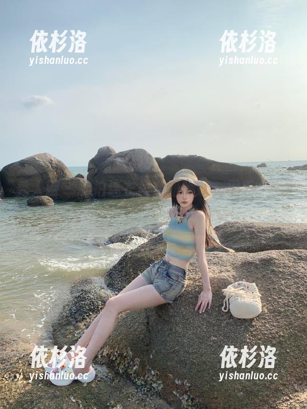 秀人网-周于希Sandy 秀人网 - 私拍连衣裙套图精选,周于希Sandy让你感受不一样的生活态度