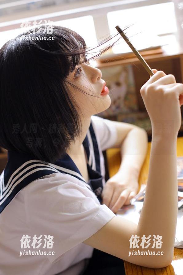 秀人网-安然儿 秀人网 - 精彩更新:安然儿护士系列最新写真,令人动心的专业与魅力图片