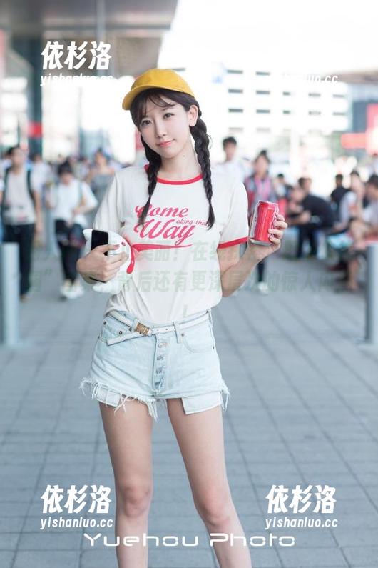 秀人网-田依依 秀人网 - 不止美丽!在线探索“田依依校园”图集,背后还有更深层次的惊人内涵!