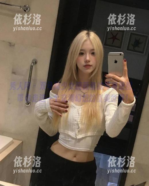 秀人网-薇薇酱 秀人网 - 双马尾少女薇薇酱的写真原图,带你走进一个充满幻想的甜美世界!