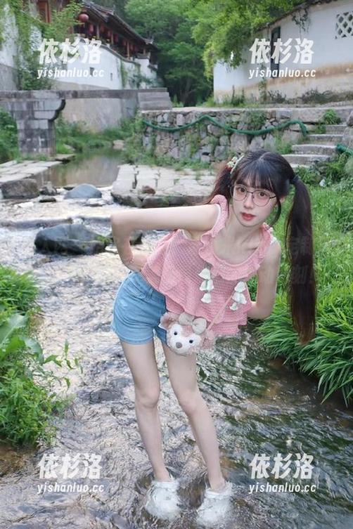 秀人网-赵小米kitty 秀人网 - 始终在一起,赵小米kitty定制双人写真作品,完美记录你们的感动时刻!