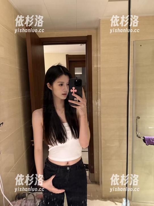 秀人网-郑颖姗 秀人网 - 郑颖姗女仆写真,美图里的清纯与性感碰撞出的火花!