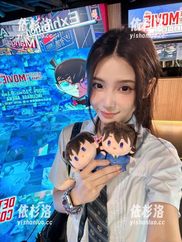 秀人网-黄婧GIGI 秀人网 - 黄婧GIGI演绎生活剧情:精彩写真合集,定能让你一见倾心!