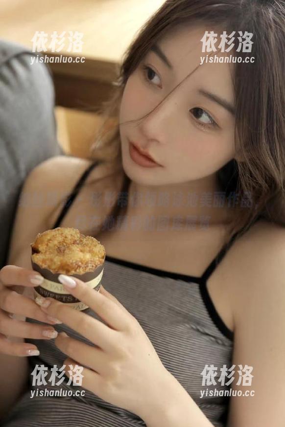 纳丝摄影-彤彤 纳丝摄影 - 彤彤带你领略泳池美丽作品,尽在她精彩的图库展览