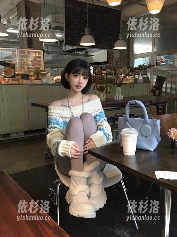 羊小雪juvia 微密圈 - 羊小雪juvia舰长图包全新上线:优雅女仆写真美图及独特壁纸让你眼前一亮