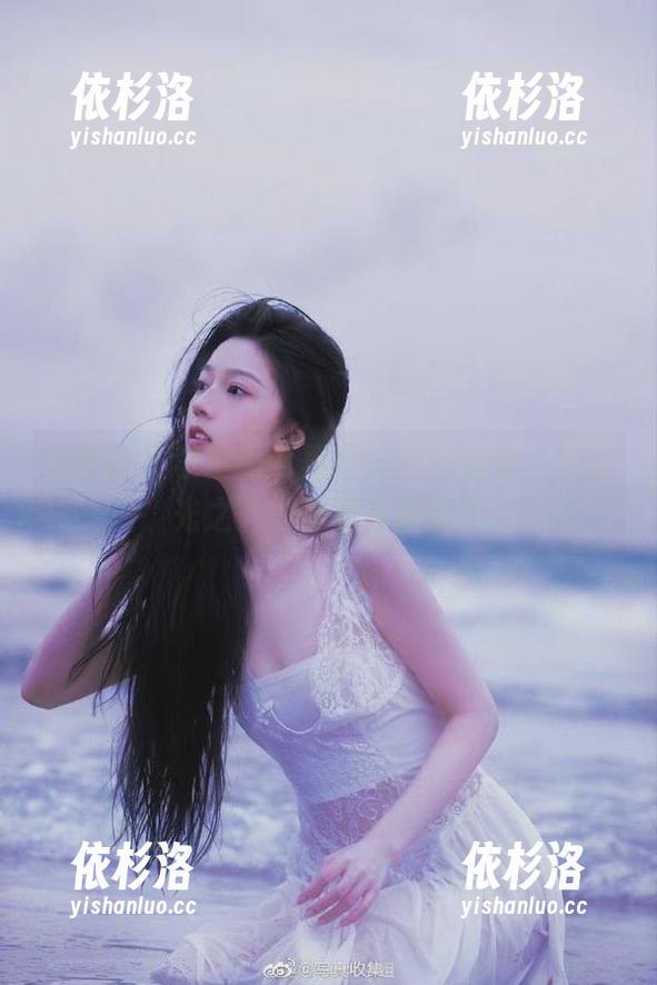 美媛馆 - 李李七七喜喜连衣裙合集，无圣光之下的优雅与调侃！