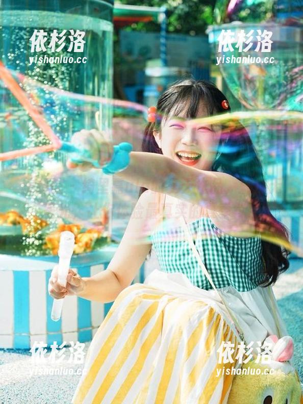美媛馆-绮里嘉ula 美媛馆 - 绮里嘉ula的夏天作品,剁掉无圣光,让你体验最真实的夏季气息