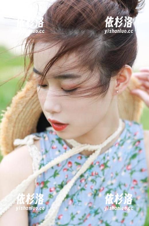 艺图语 - 提升职场形象，免费下载穆婕的职业装写真作品