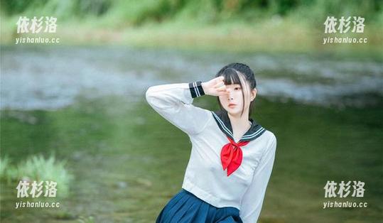 落落Raku 全新上线!最新落落Raku美腿写真资源,尽情欣赏她的迷人身姿!