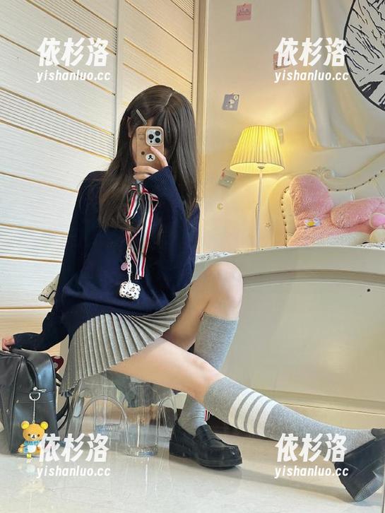 蓝小沂KiKi 蓝小沂KiKi万圣节写真大揭秘,观看原图感受狂欢节的氛围