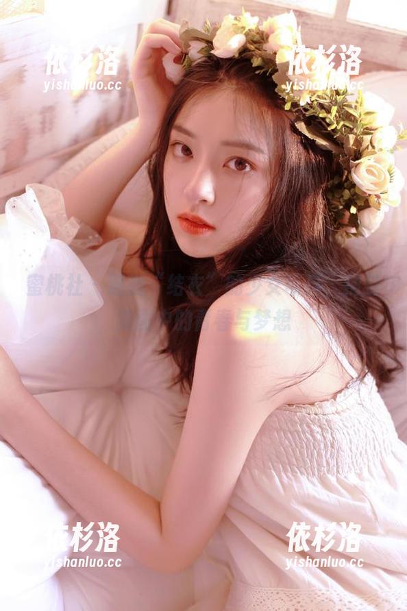 蜜桃社-结衣 蜜桃社 - 邂逅“结衣”的少女写真,捕捉美图中的青春与梦想