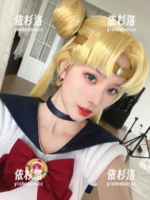 蜜桃社-豆瓣酱 蜜桃社 - 灰丝图包分享:跟随豆瓣酱的镜头,看不一样的美丽瞬间