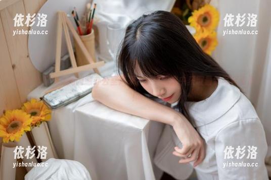 西瓜少女 来自西瓜少女的创意办公室风采,快来图库中获取最新写真资源!