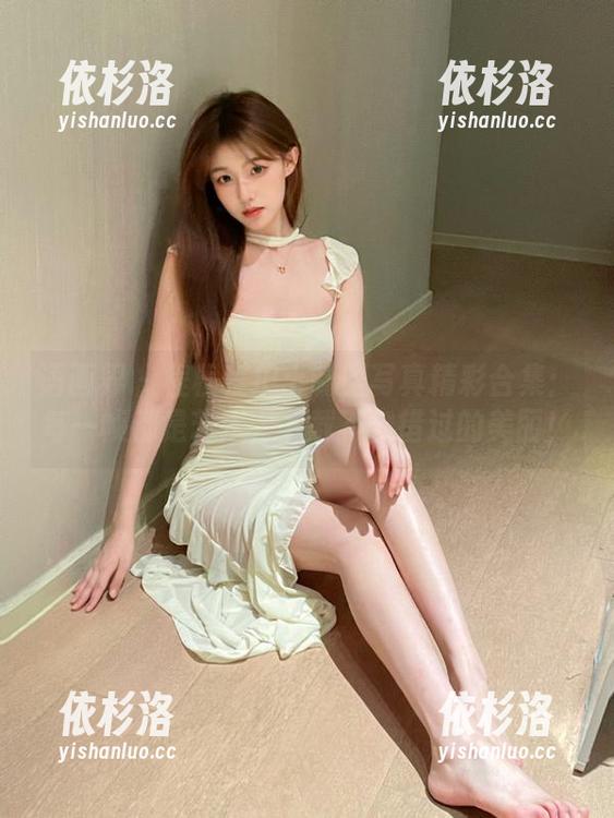 语画界-程程程 语画界 - 程程程护士制服写真精彩合集:每一帧都是艺术,下载不容错过的美丽!