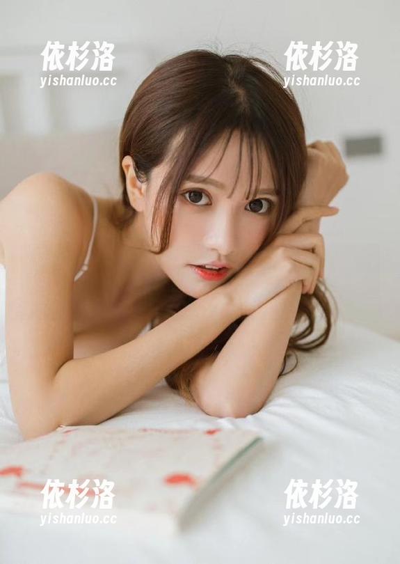 软妹小九九 微密圈 - 软妹小九九私拍原图,细腻美脚带来无穷魅力