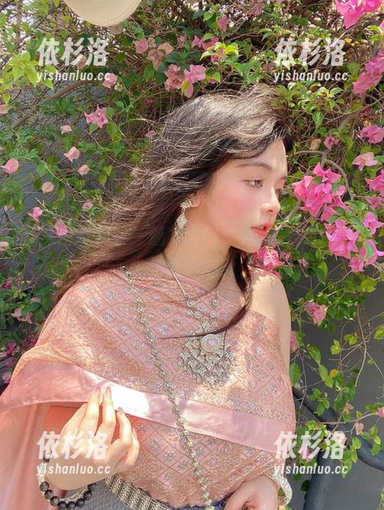 阿寨寨 打开“阿寨寨”魅力大门,绝美套装作品图包令人心动