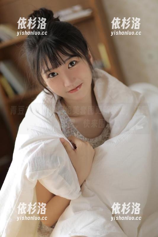 青豆客-汪佩妮 青豆客 - 体操服绝美套图更新来袭,汪佩妮魅力无限,快来围观!