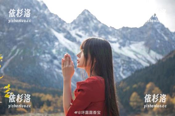 香草喵露露 香草喵露露双人写真图包免费分享,捕捉浪漫与温馨的完美瞬间!