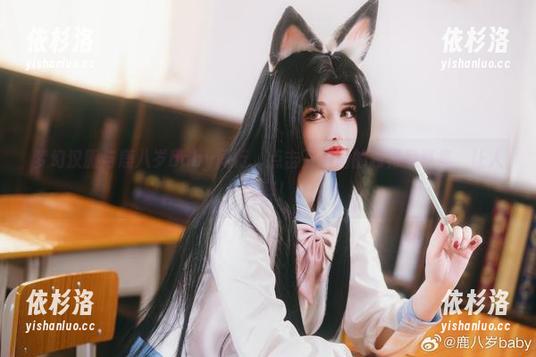 鹿八岁baby 梦幻汉服与鹿八岁baby同行,点击下载她的独特写真集,让人陶醉!